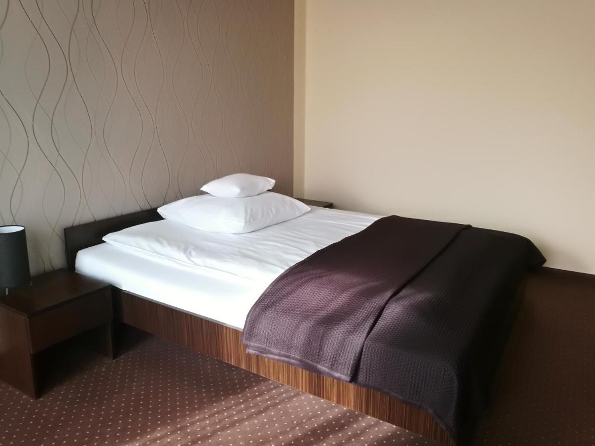 Yuca Hotel วูดช์ ภายนอก รูปภาพ